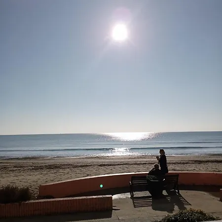Face A La Mer, Pour 4 Personnes Sur La Rive Droite Palavas-les-Flots